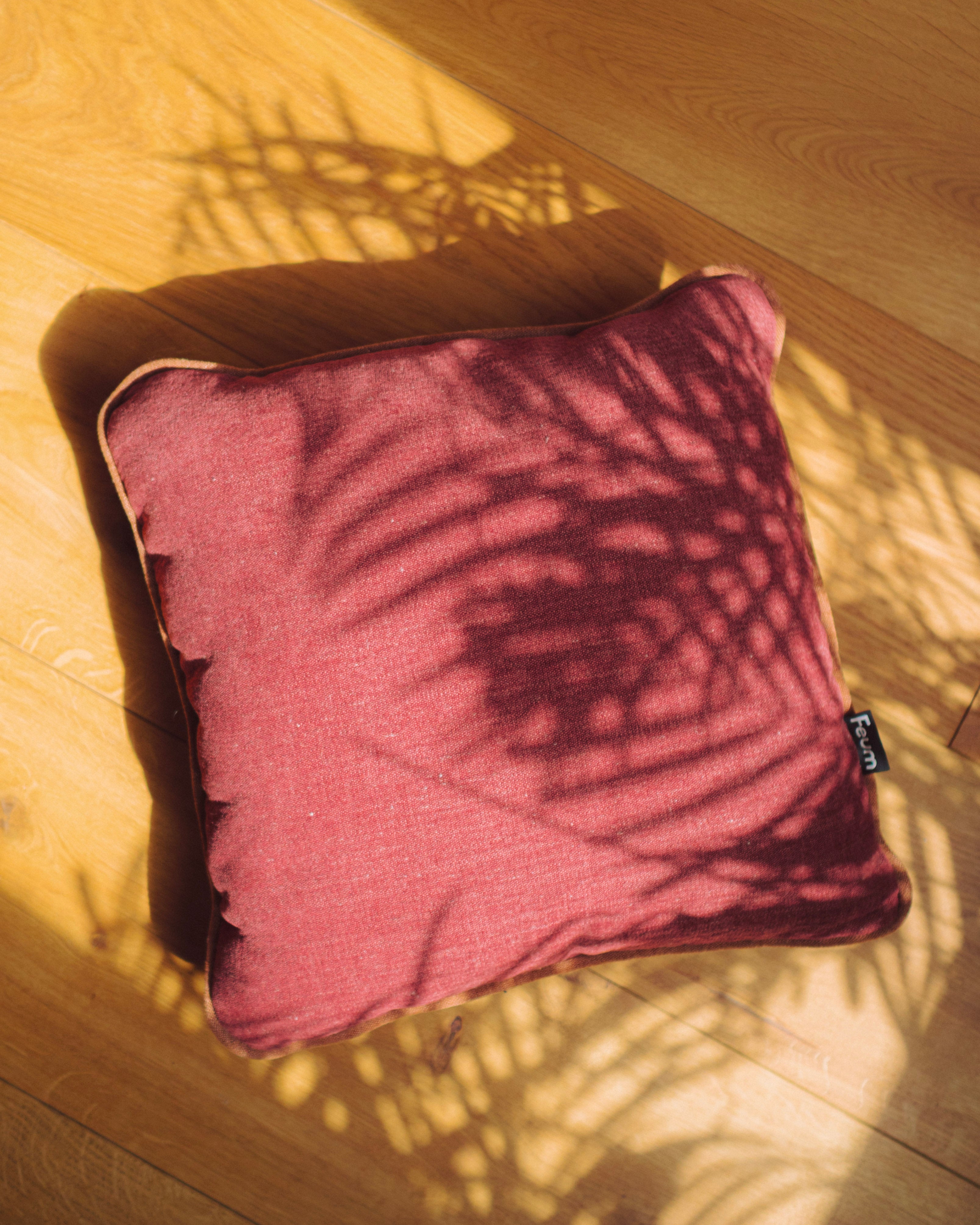Miu Cushion - 35 x 35 cm