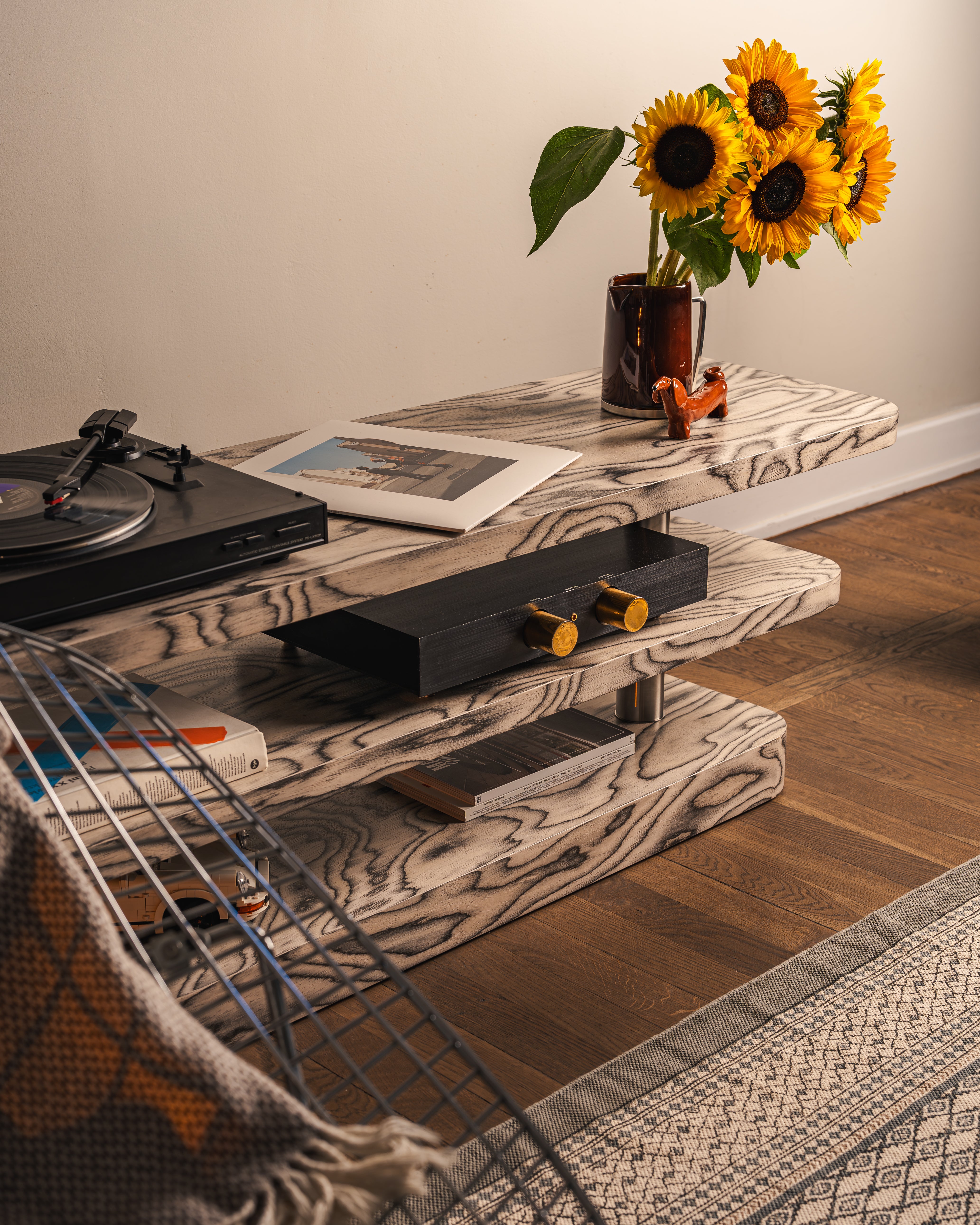 Rel Sottsass TV Stand