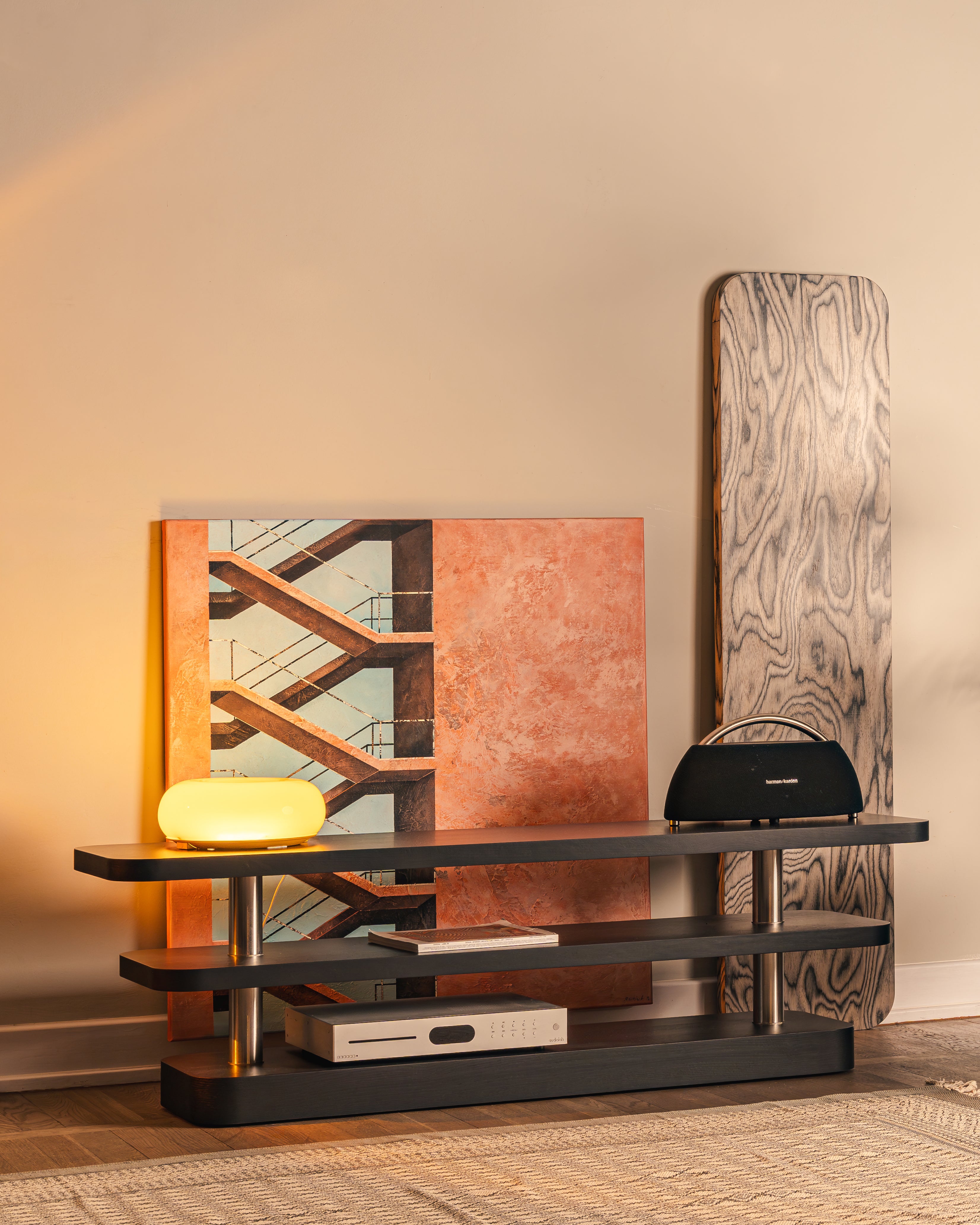 Rel TV Stand