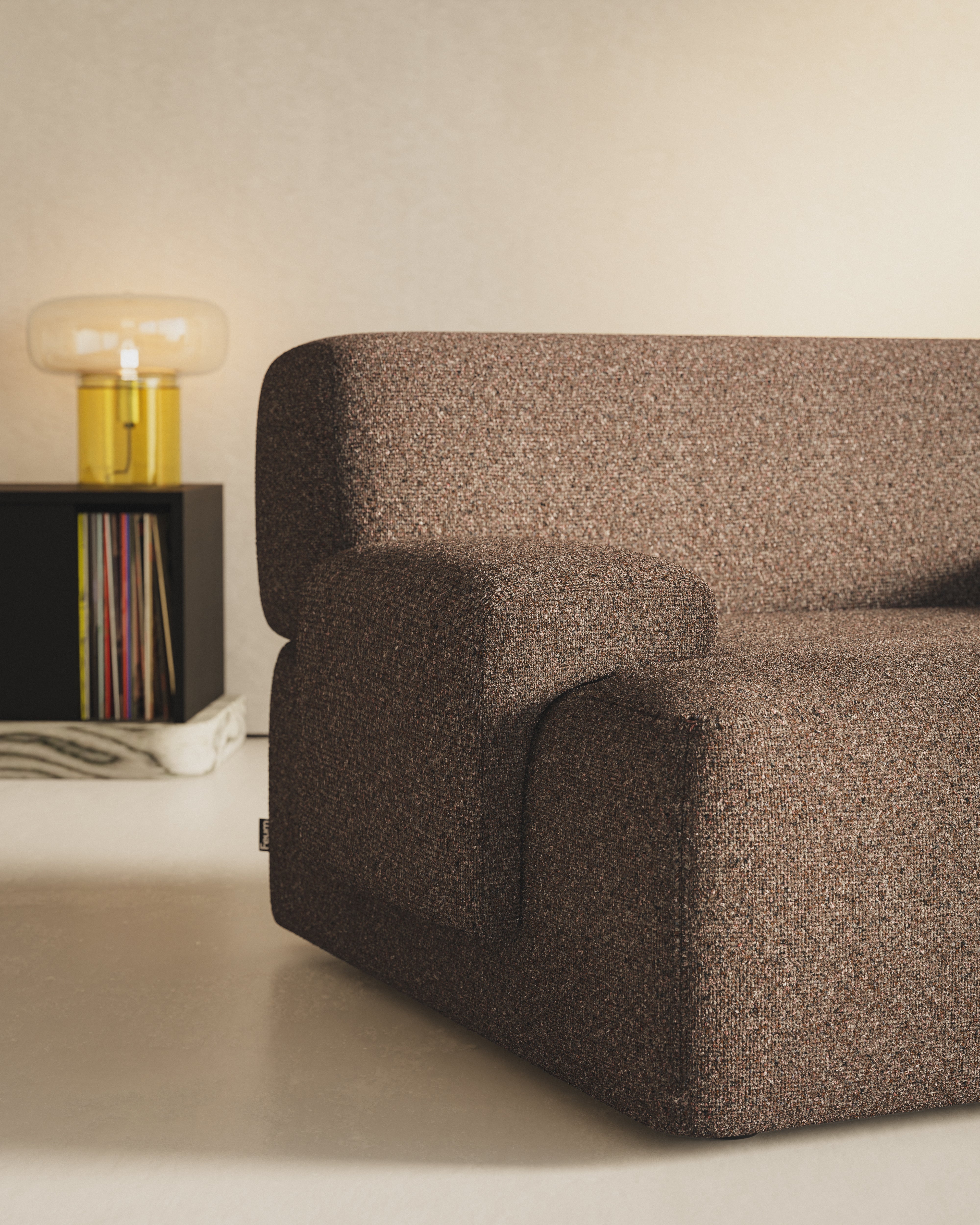 Umi Lounge Chair