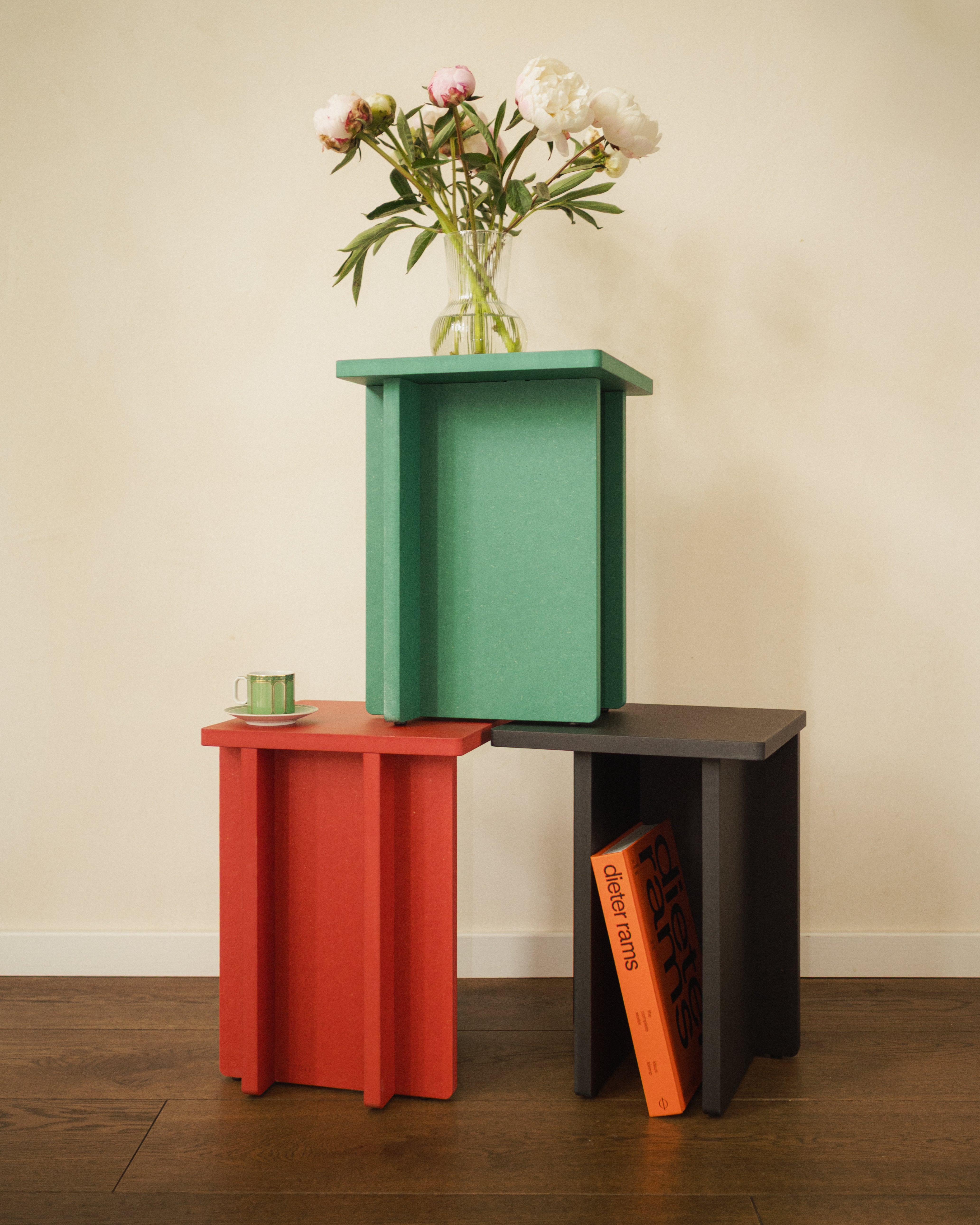 Kyo Side Table